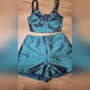 HOUSE OF HARLOW Teal Blue Shimmery Shorts Top Set Sz L NWT